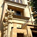 دکور نمای ساختمان ، ستون های هخامنشی سنگی