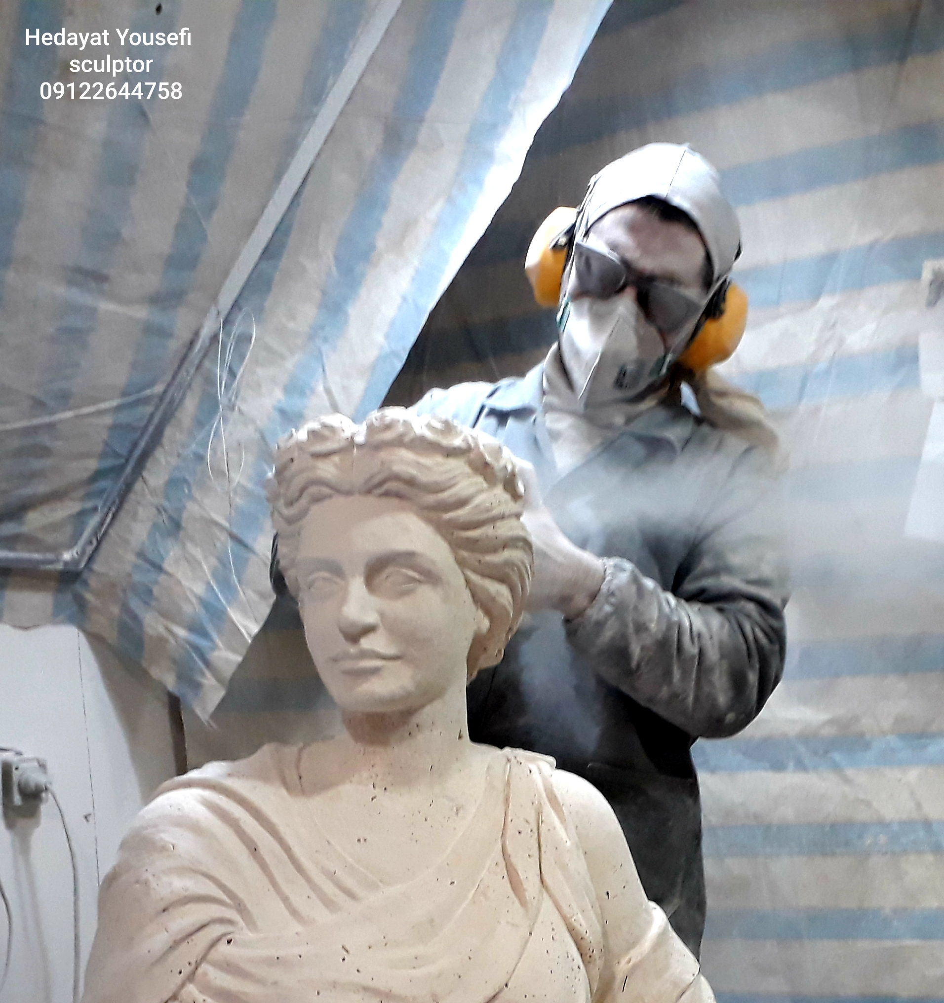 مجسمه زن رومی از جنس سنگ تراورتن اثر هنری هدایت یوسفی